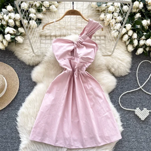 Ohsisa 2025 Summer New Dress Vacation Elegant and Fashionable Slant Neck Hollow Waist Mid Length Solid Dress - 图片 4
