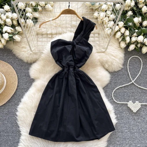 Ohsisa 2025 Summer New Dress Vacation Elegant and Fashionable Slant Neck Hollow Waist Mid Length Solid Dress - 图片 5